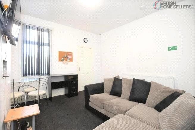 Property photo 2 of 11