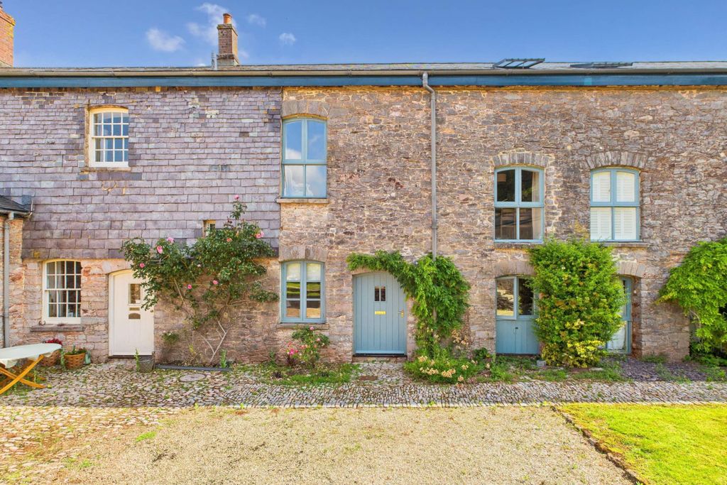 Property photo 1 of 28