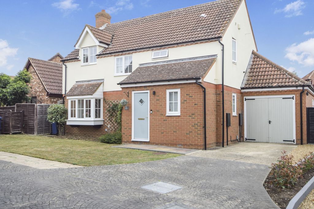 Property photo 1 of 28