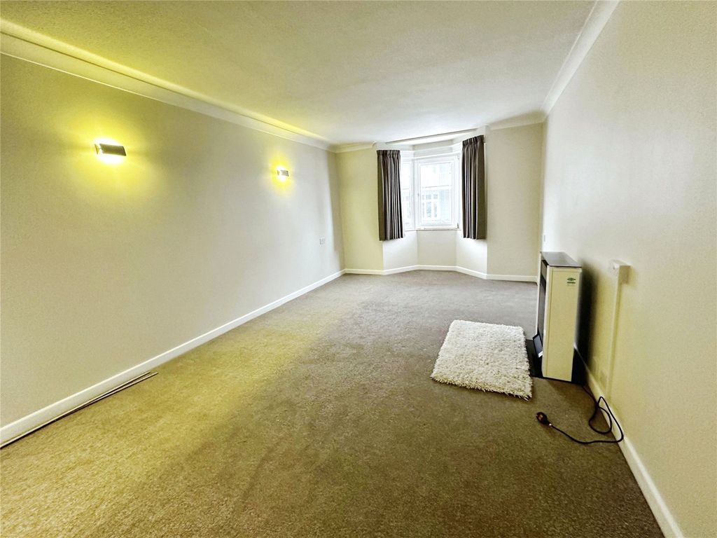 Property photo 3 of 6 Picture No. 05