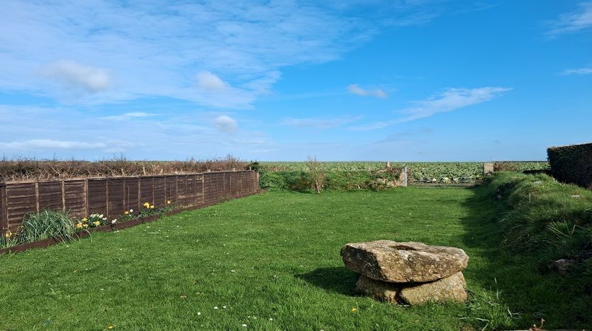 Property photo 2 of 20