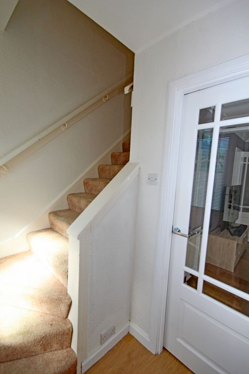 Property photo 2 of 25