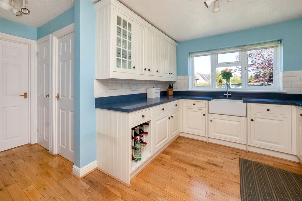 Property photo 3 of 17 Picture No. 09