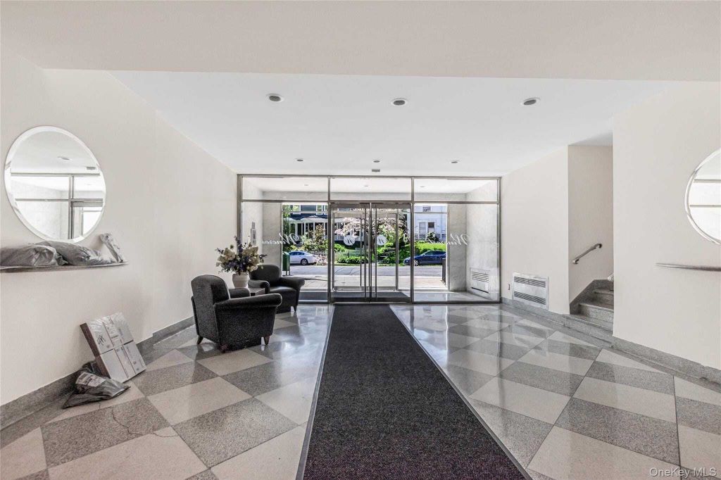 Property photo 2 of 16 <Alttext/>