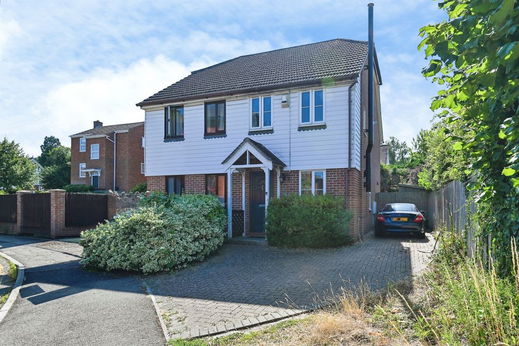 Property photo 1 of 11