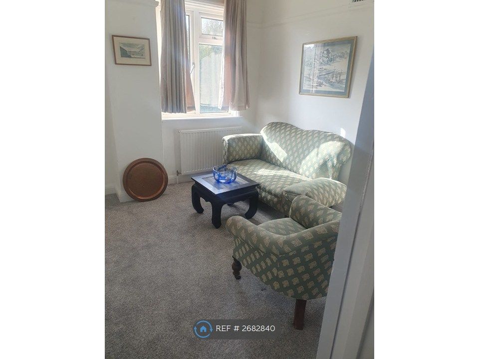 Property photo 3 of 8 Living Room