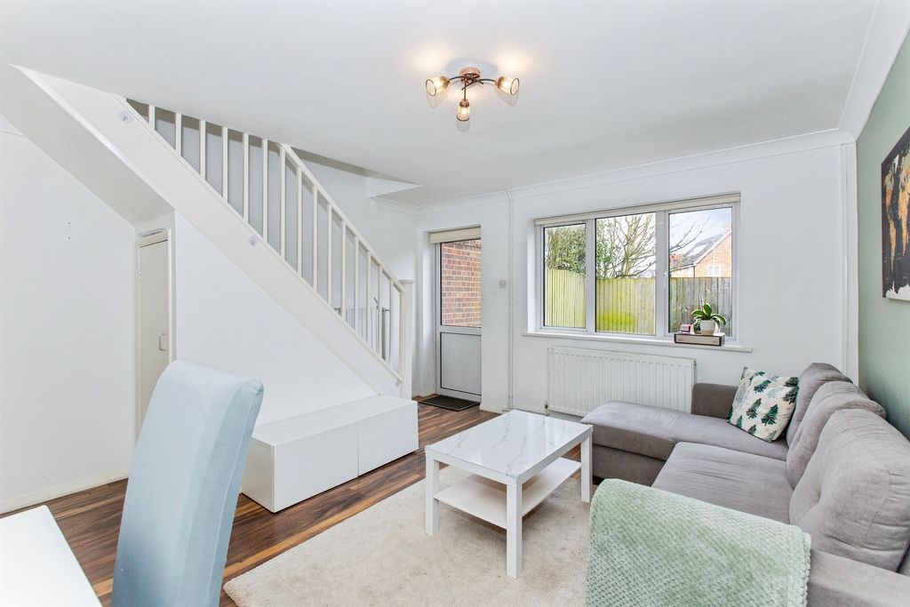 Property photo 3 of 12