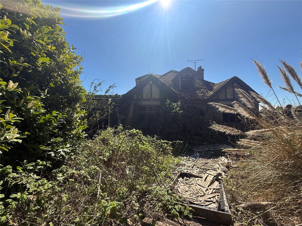 Property photo 2 of 28 Front