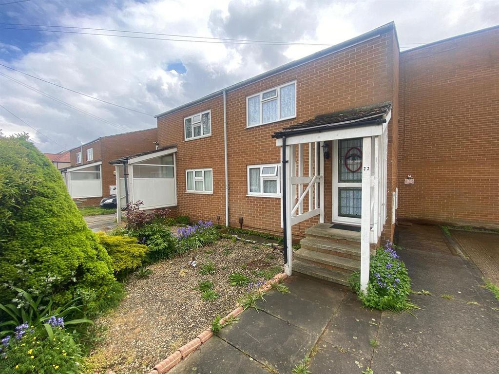 Property photo 1 of 5 External