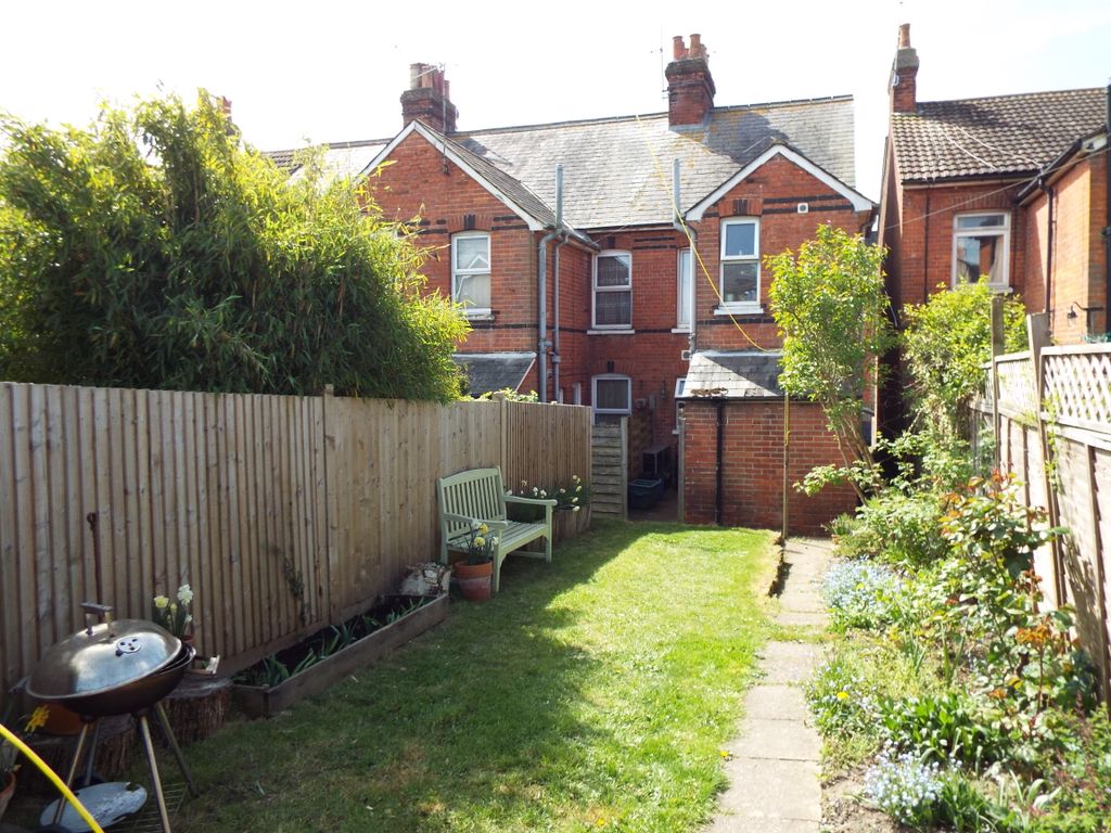 Property photo 1 of 8