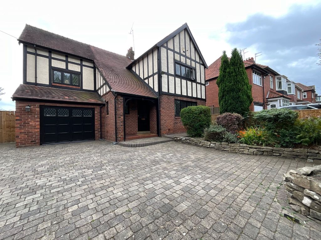 Property photo 1 of 43 4444331