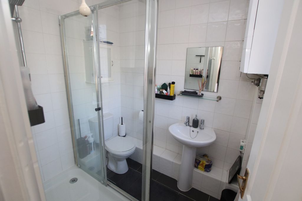 Property photo 2 of 10 Shower Room