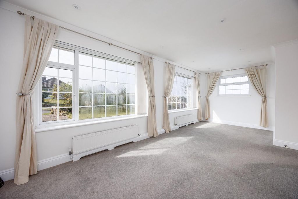 Property photo 2 of 15 Living