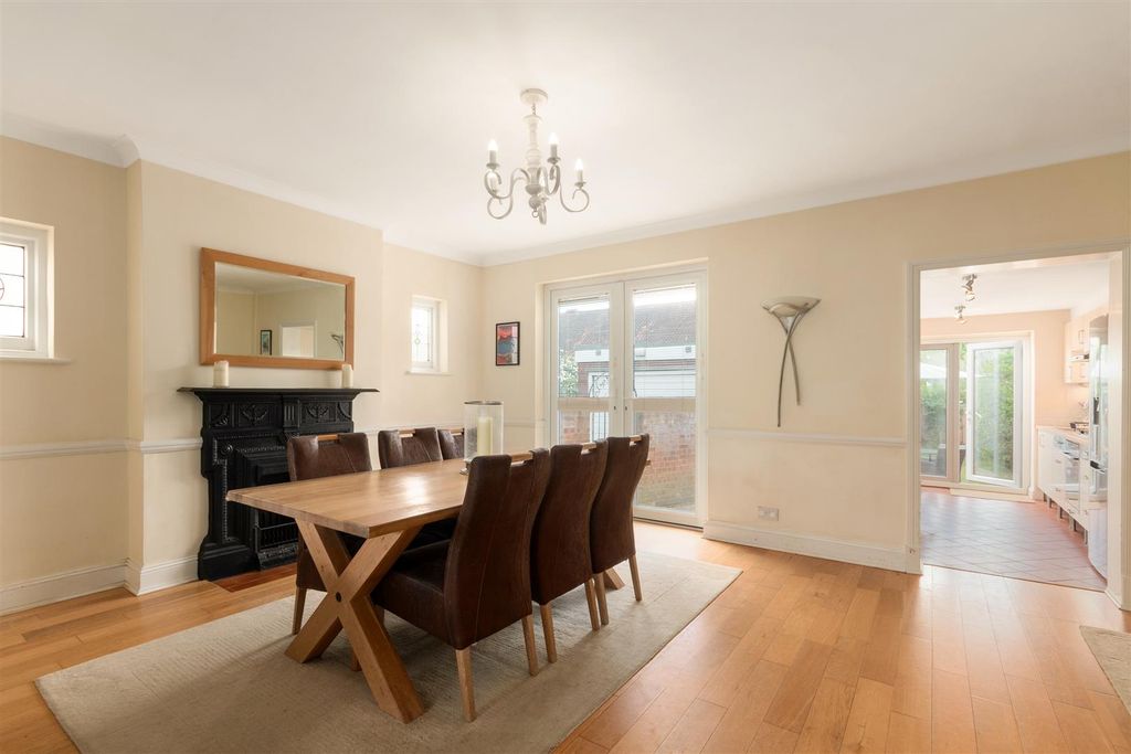 Property photo 3 of 16 Cherrywood Lane