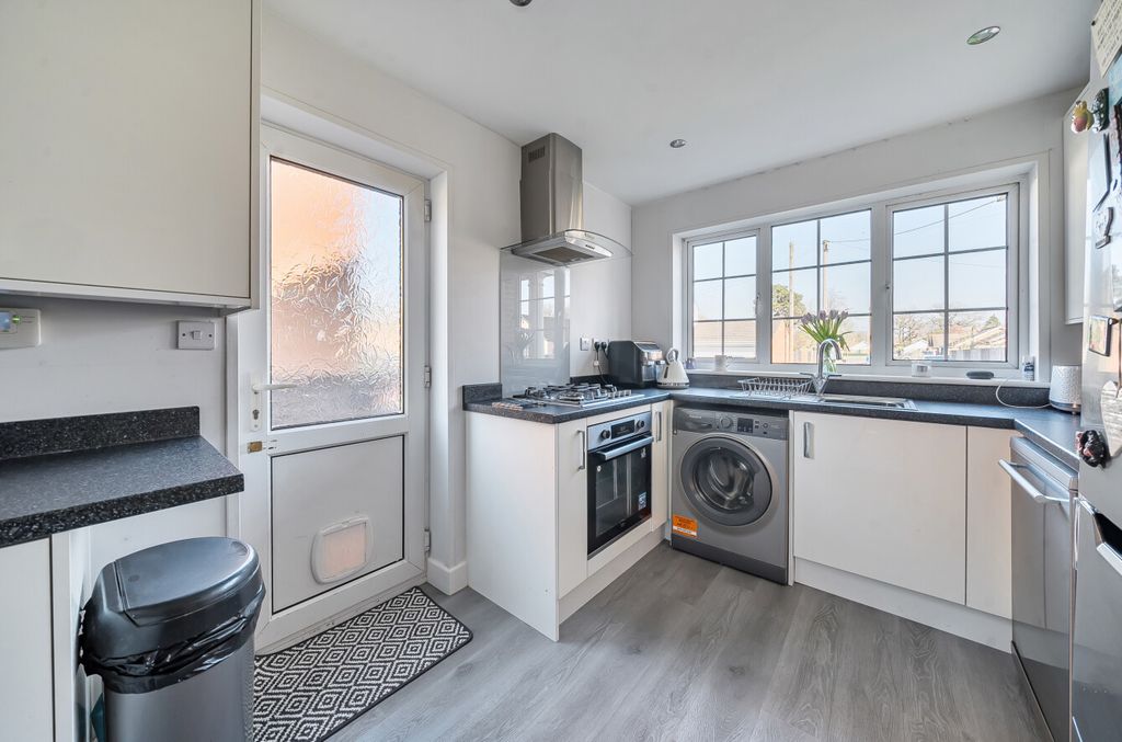 Property photo 3 of 24 1431484-16-69Bbcc...