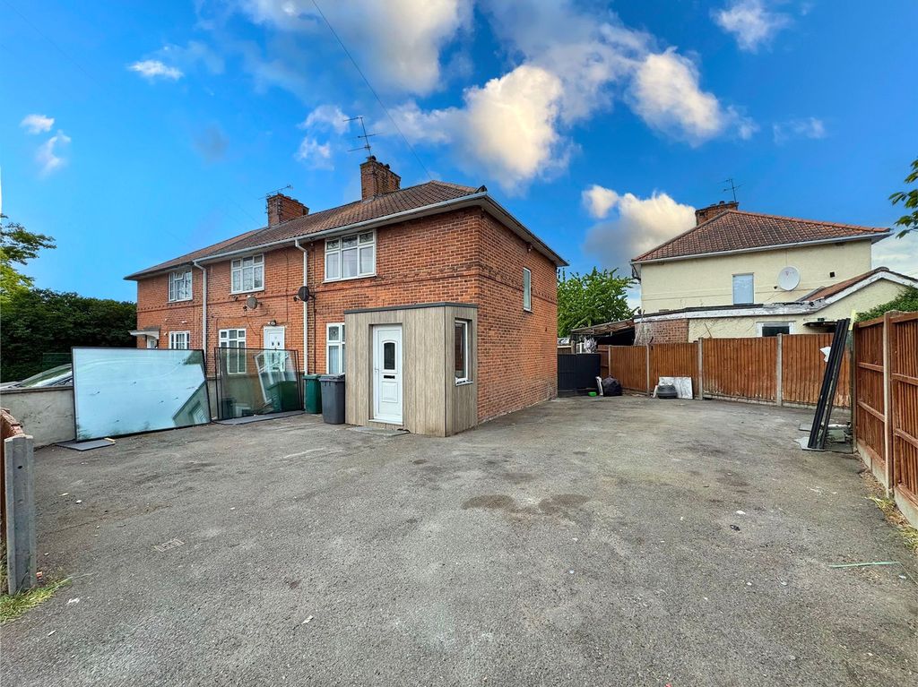 Property photo 1 of 15 Exterior