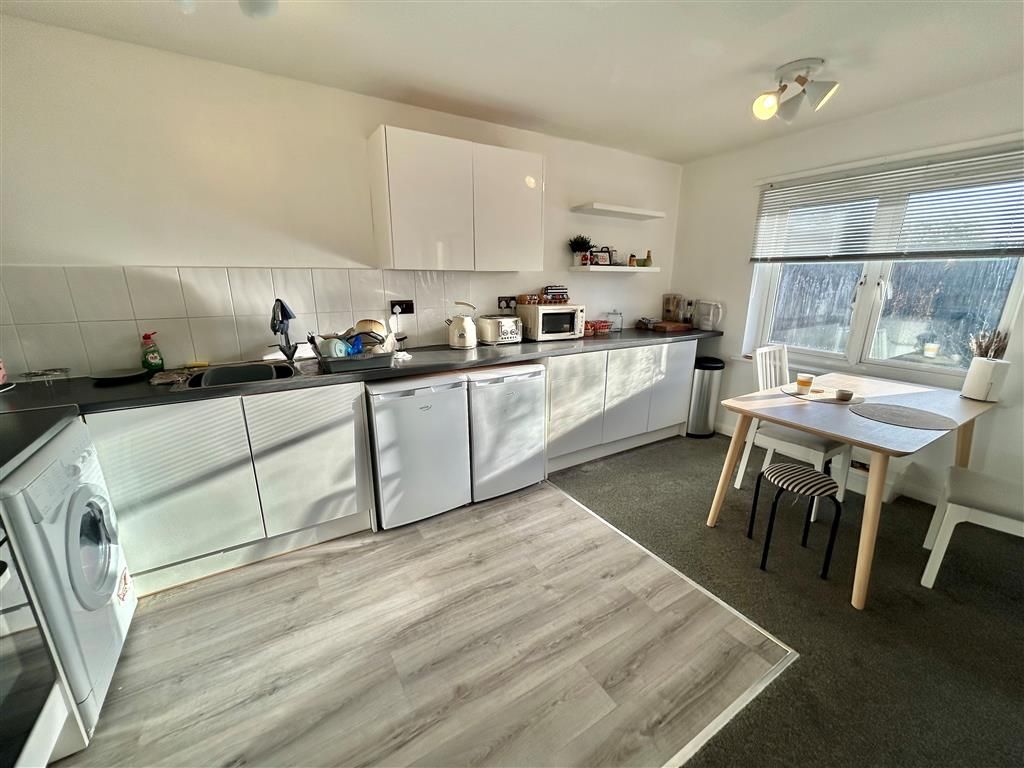 Property photo 3 of 11 Image