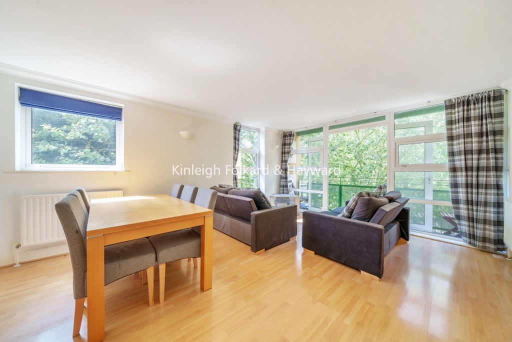 Property photo 1 of 7 E8c23B1E-09Ba-426B-8