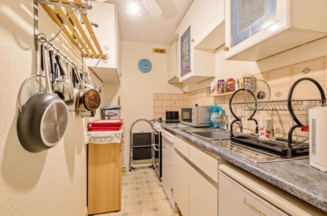 Property photo 3 of 13