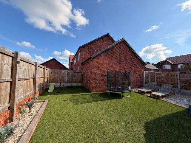 Property photo 3 of 15