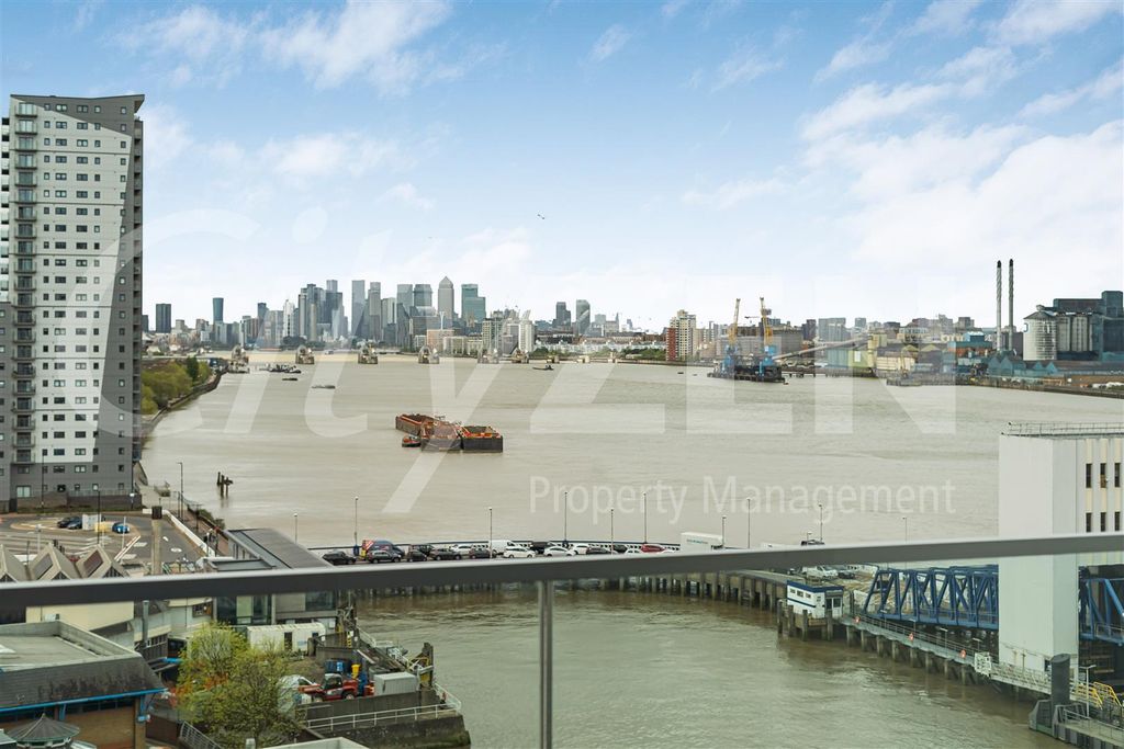 Property photo 2 of 32 Balcony