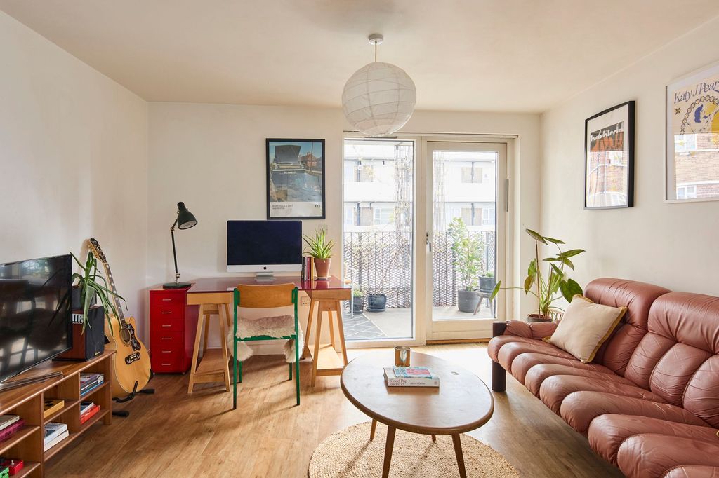 Property photo 3 of 26