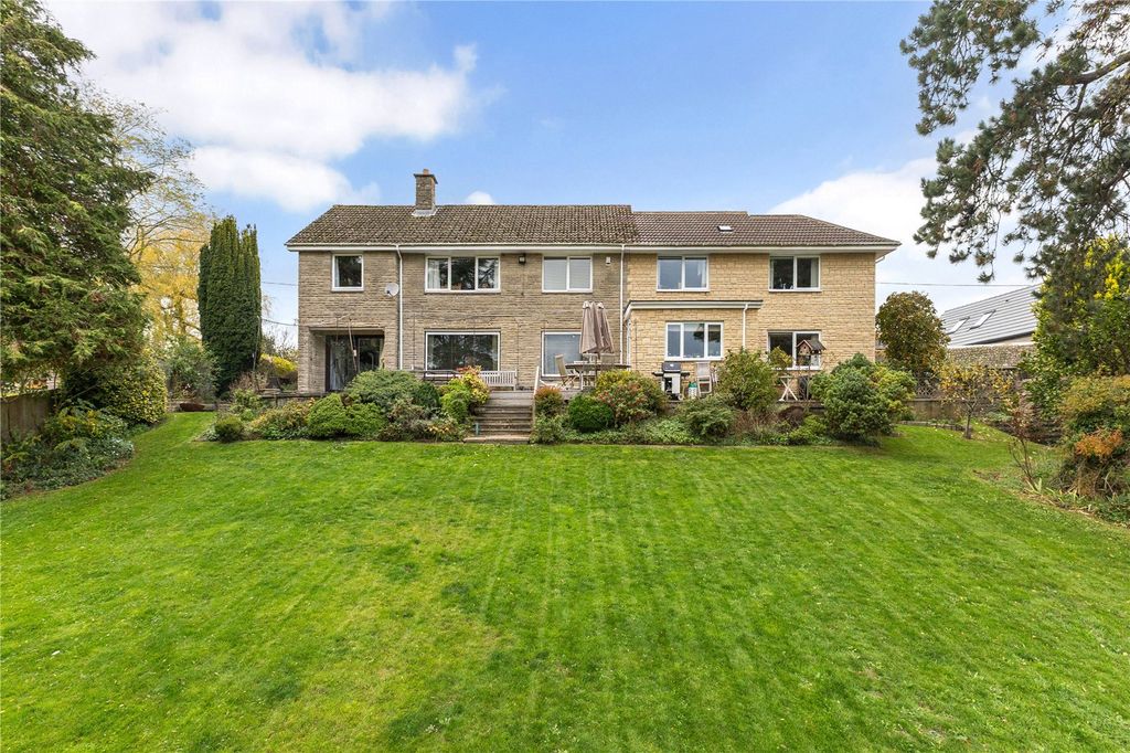 Property photo 1 of 20 Rear Elevation