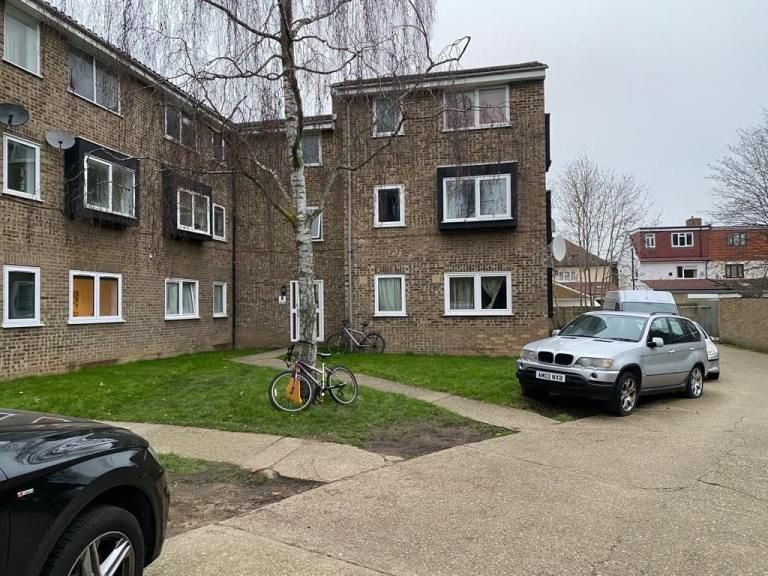 Property photo 1 of 14