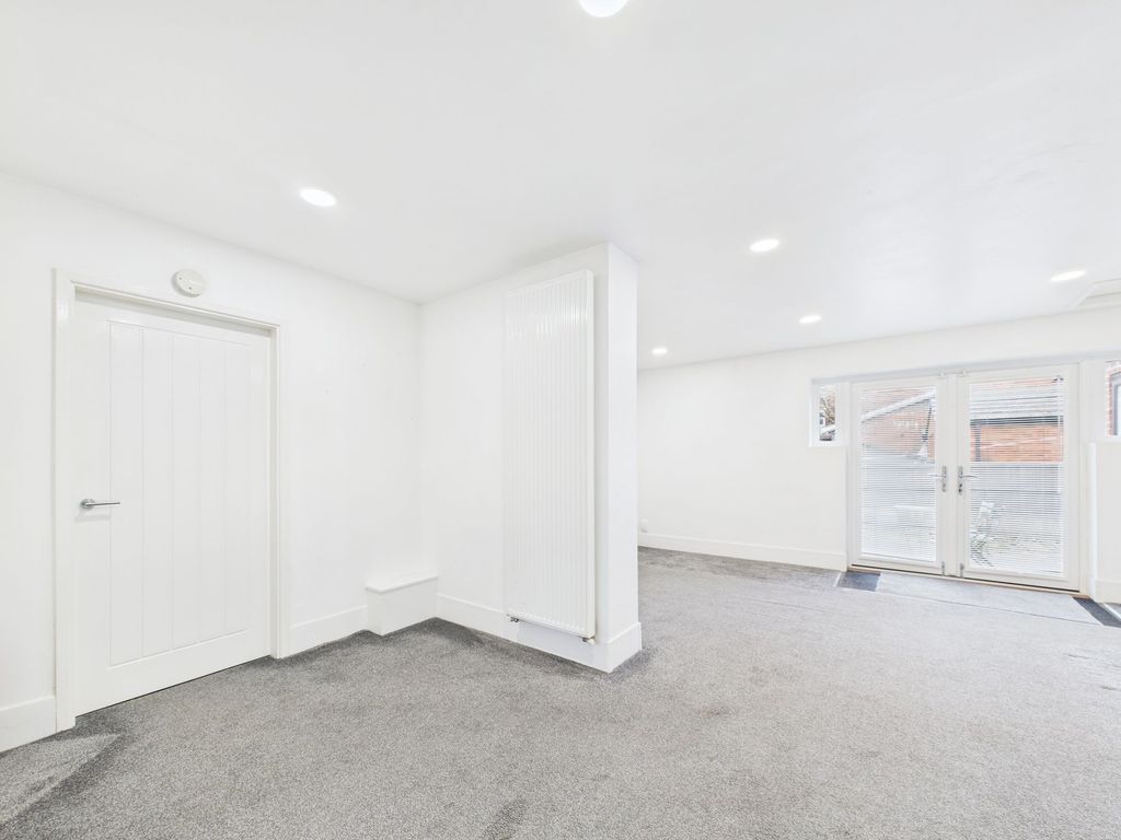 Property photo 1 of 29