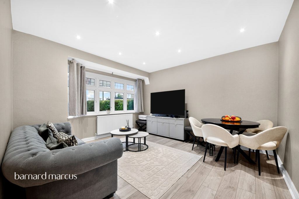 Property photo 2 of 12