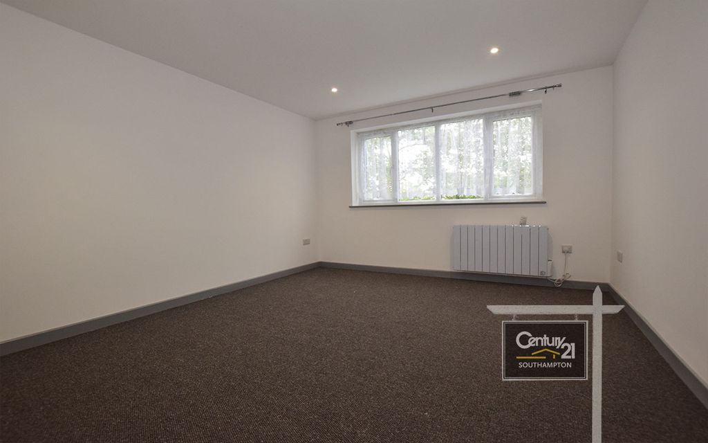 Property photo 2 of 3