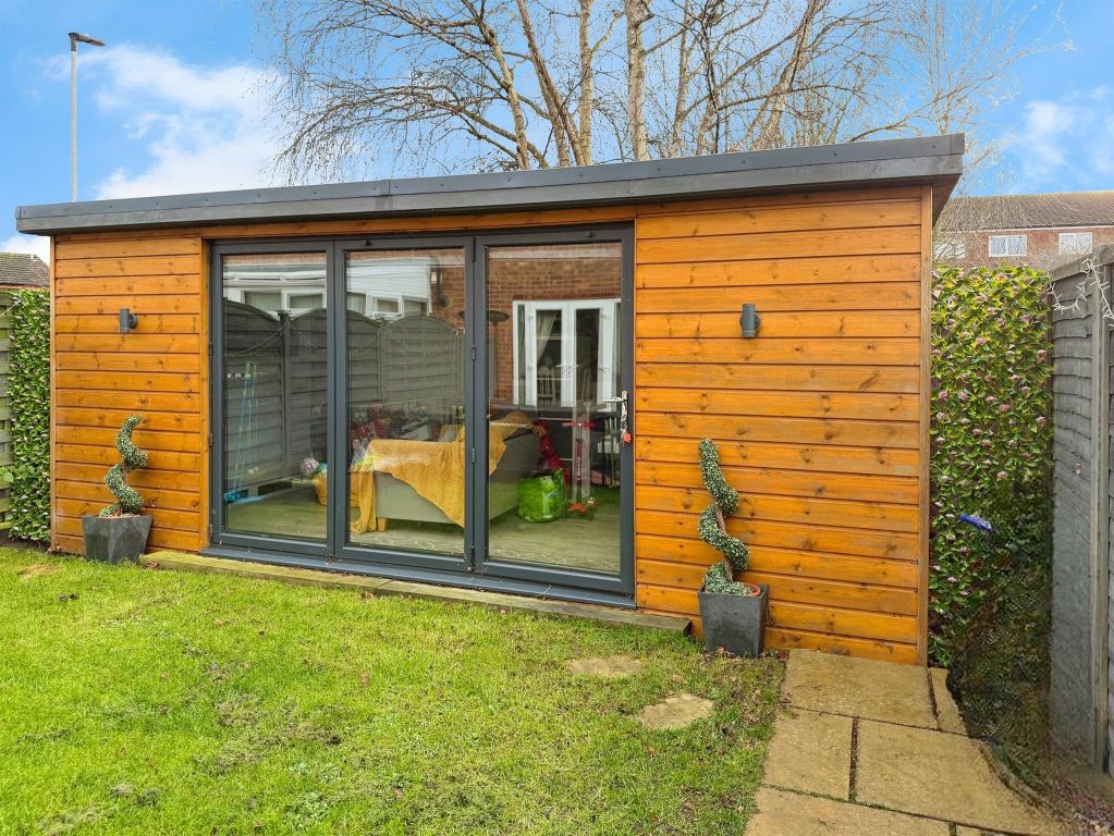 Property photo 2 of 11