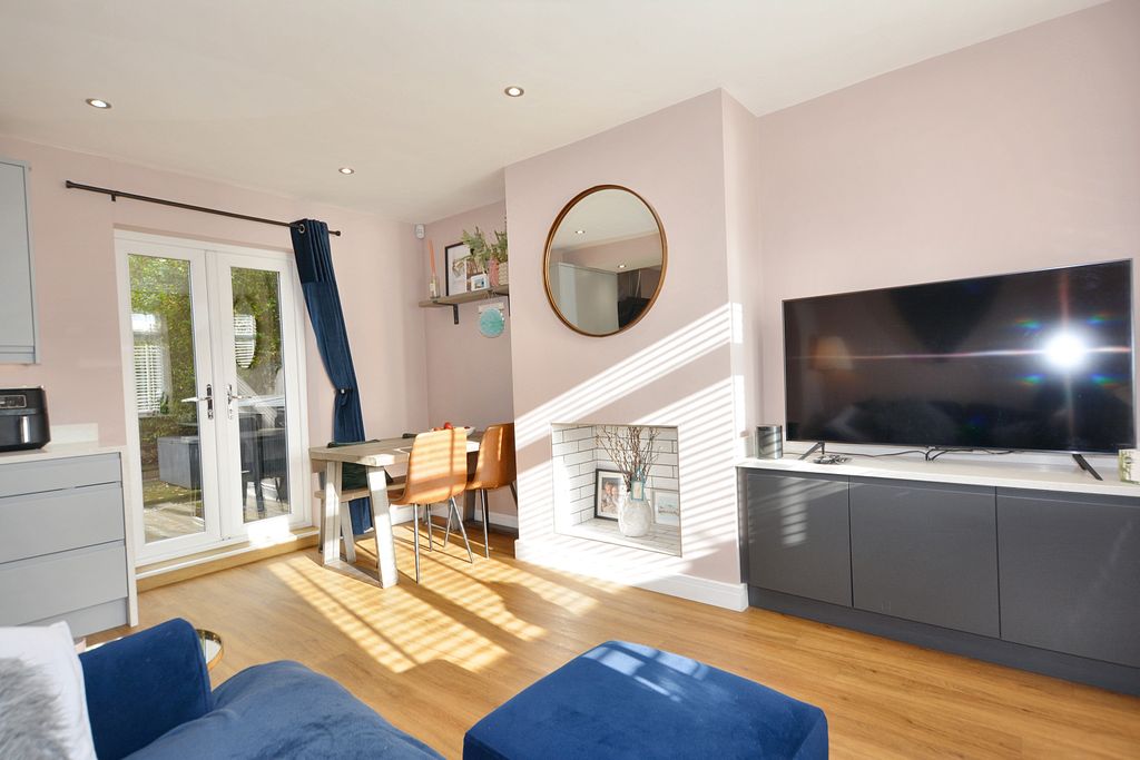 Property photo 3 of 25 Lounge-Dining Area.