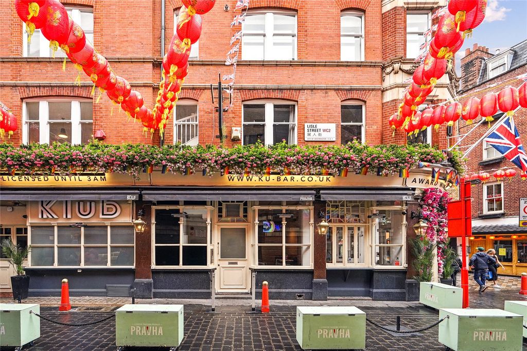 Property photo 3 of 15 Picture No. 05