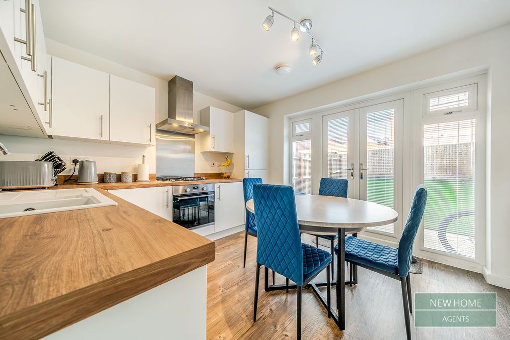 Property photo 2 of 18 Photo 3