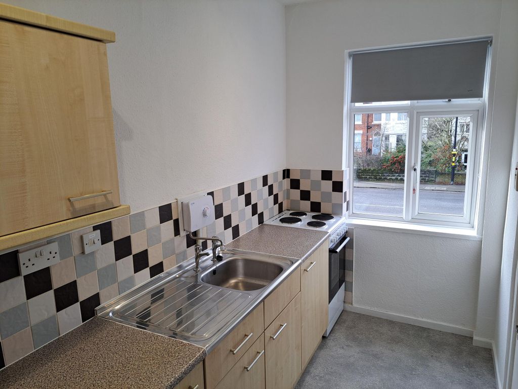 Property photo 3 of 6