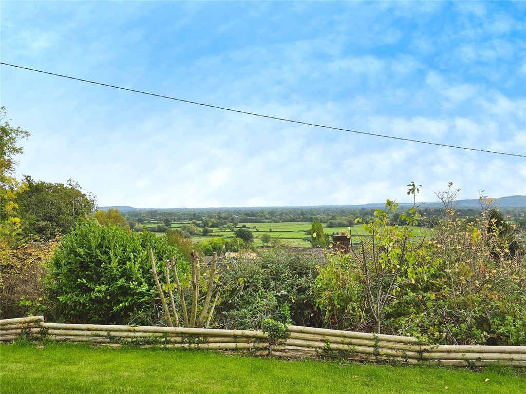 Property photo 3 of 8 Views