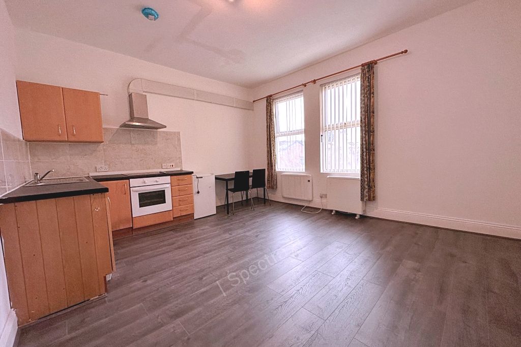 Property photo 3 of 12 Gallery