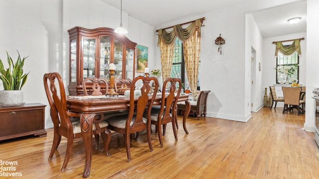 Property photo 3 of 10 <Alttext/>