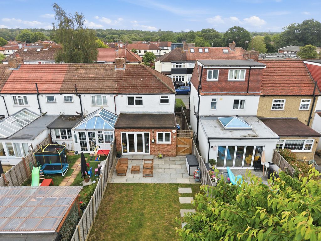 Property photo 2 of 24