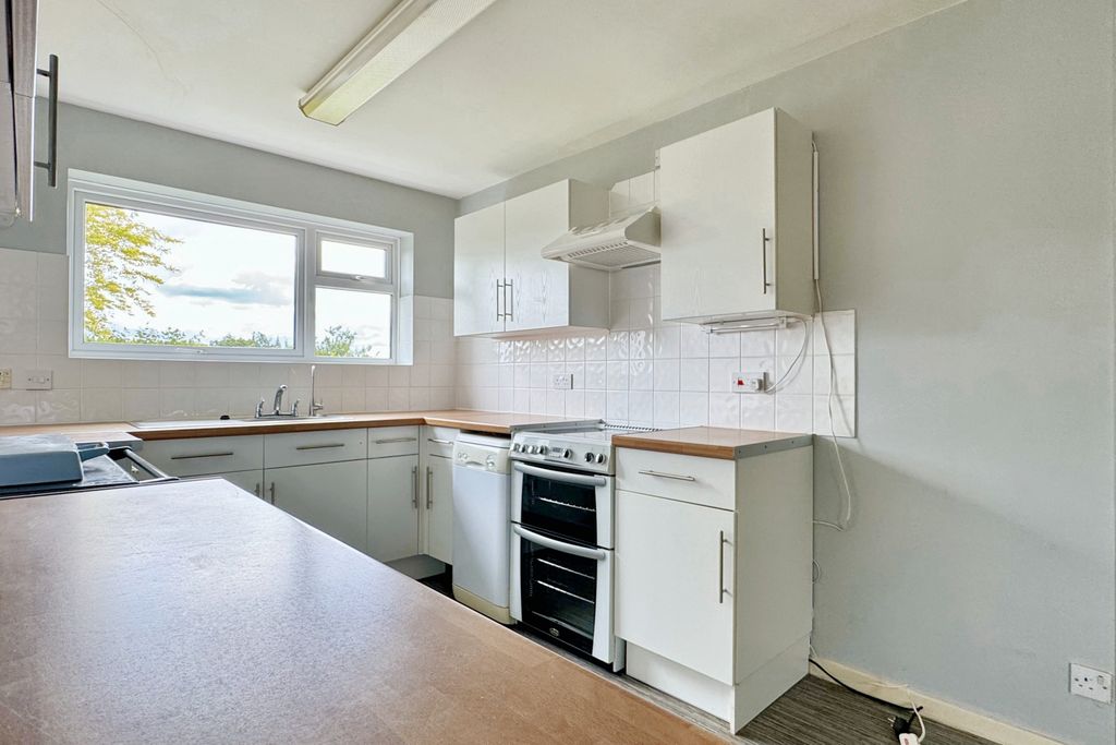 Property photo 3 of 18 Img_1704