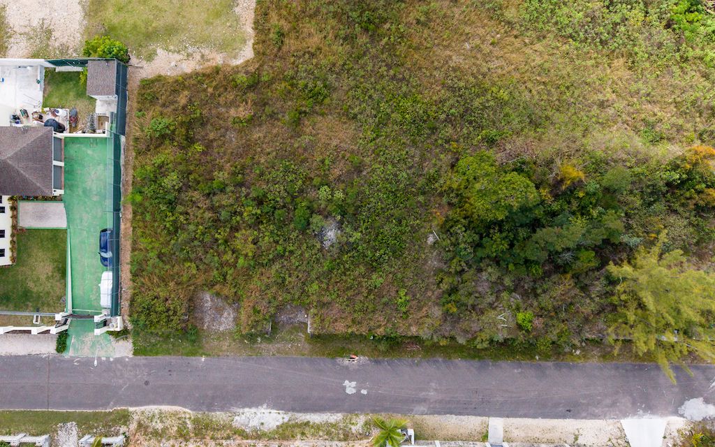 Property photo 2 of 9