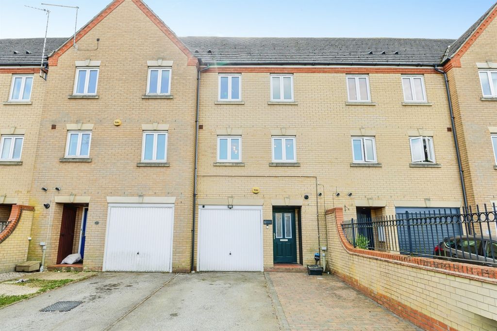 Property photo 1 of 22