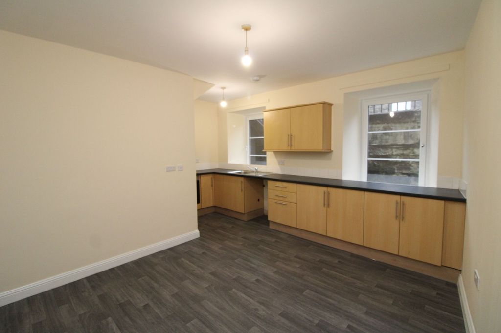 Property photo 3 of 23 Kitchen Diner