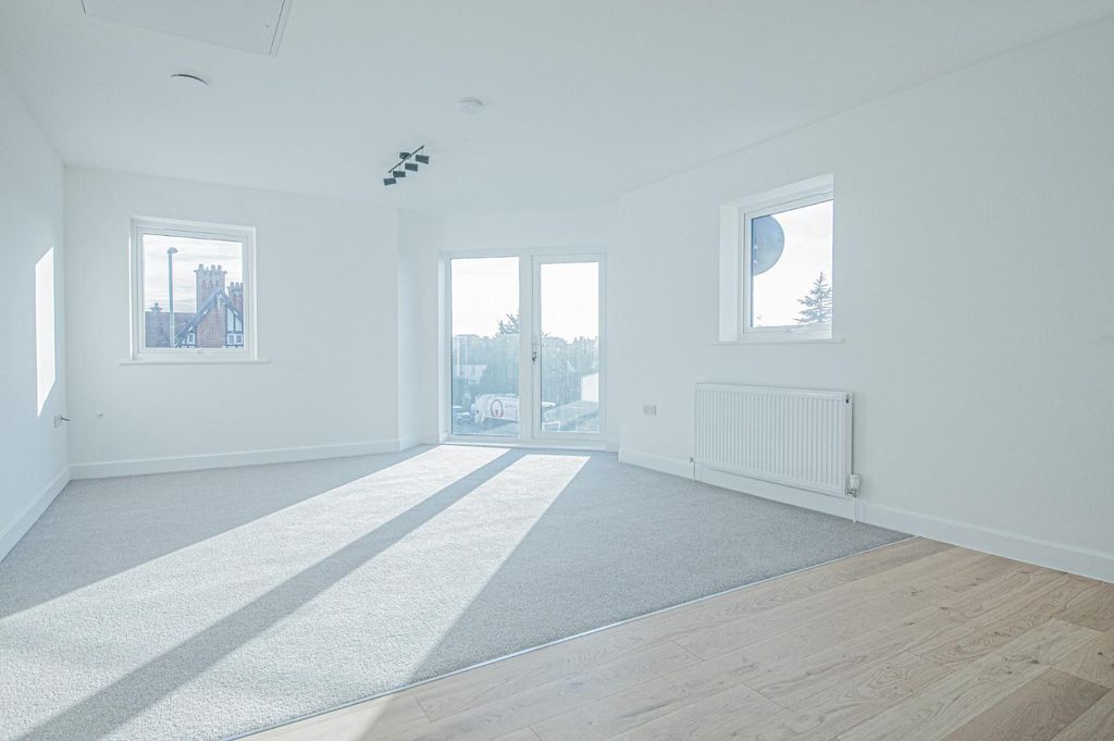 Property photo 3 of 8 _Dsc2133.Jpg