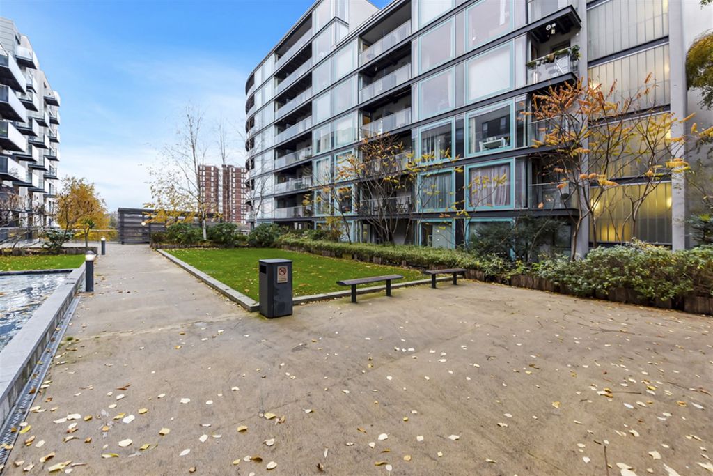 Property photo 1 of 13 (Main)