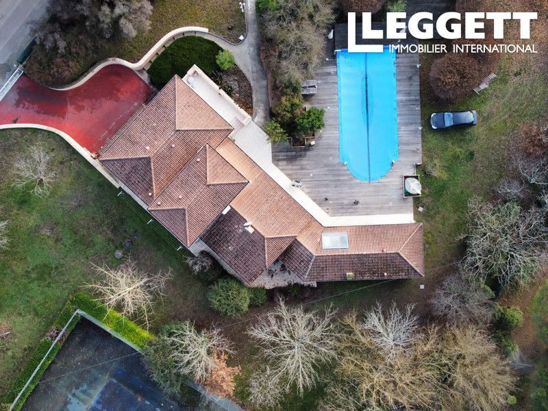 Property photo 3 of 10