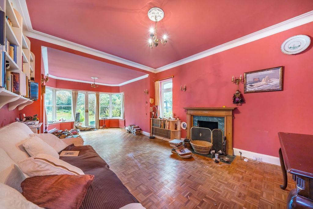 Property photo 3 of 7