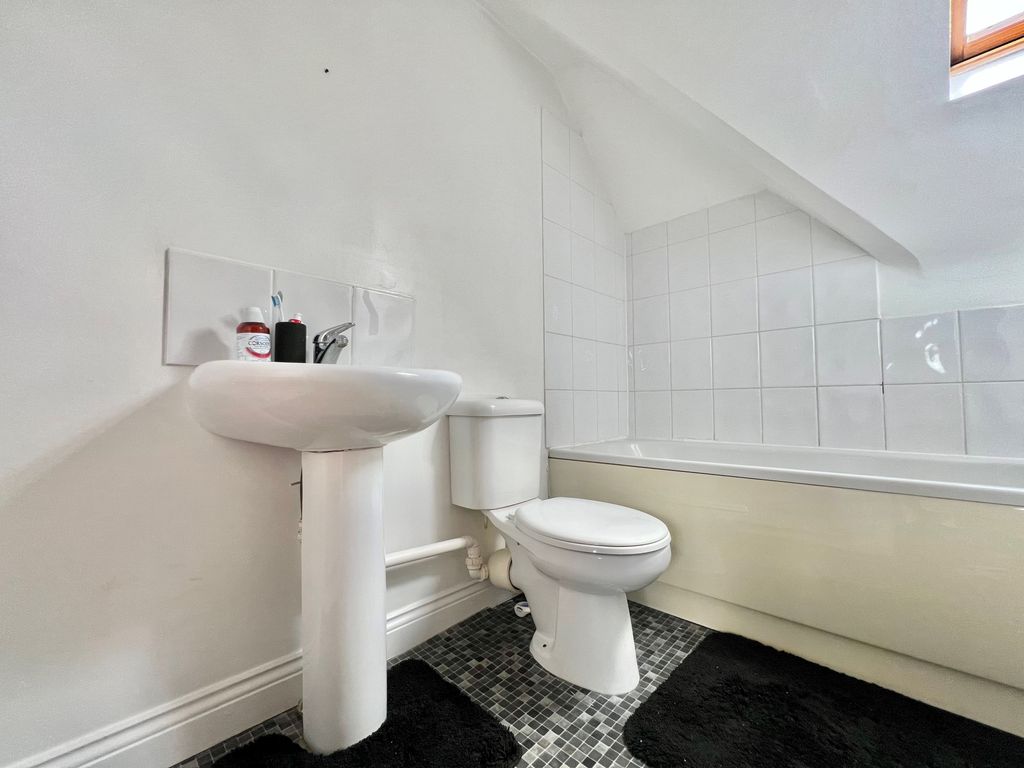 Property photo 2 of 2
