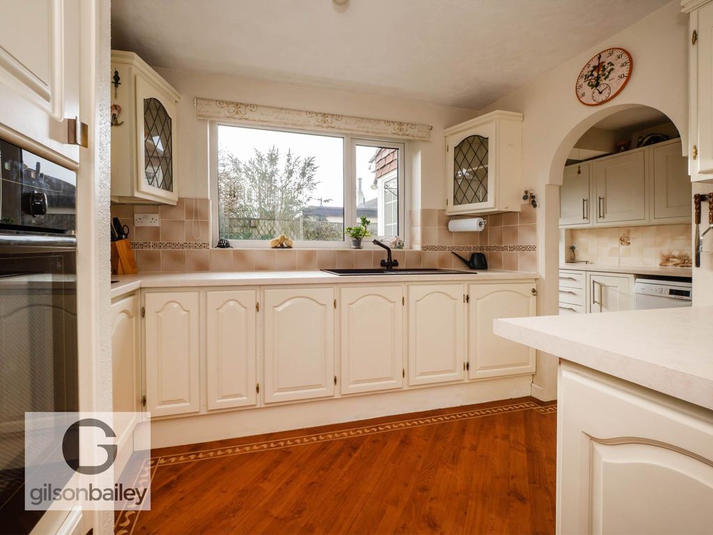 Property photo 3 of 25